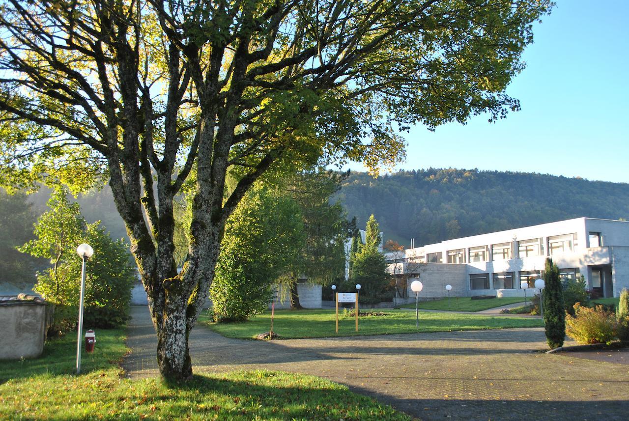 Centre De Sornetan Hotel Exterior photo